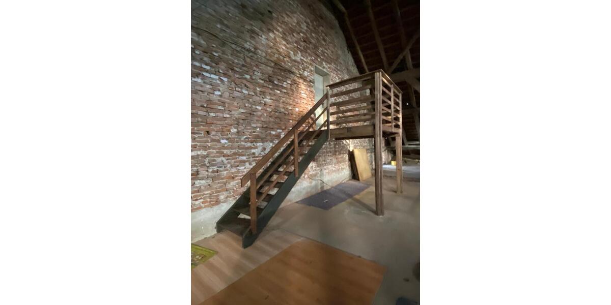Dachgeschoßwohnung Westoverledingen - 1.5 Zimmer, 140 m&sup2;, 720&euro; | Angebot:26415959