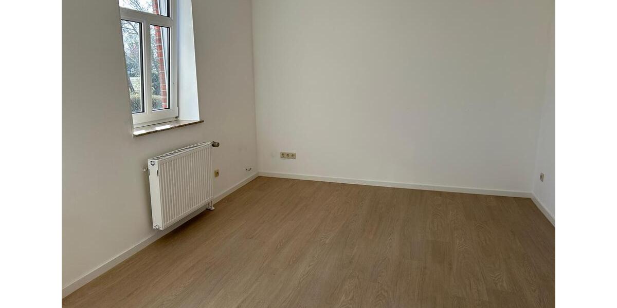 Einfamilienhaus Upgant-Schott Schott - 3 Zimmer, 86 m&sup2;, 750&euro; | Angebot:26043146