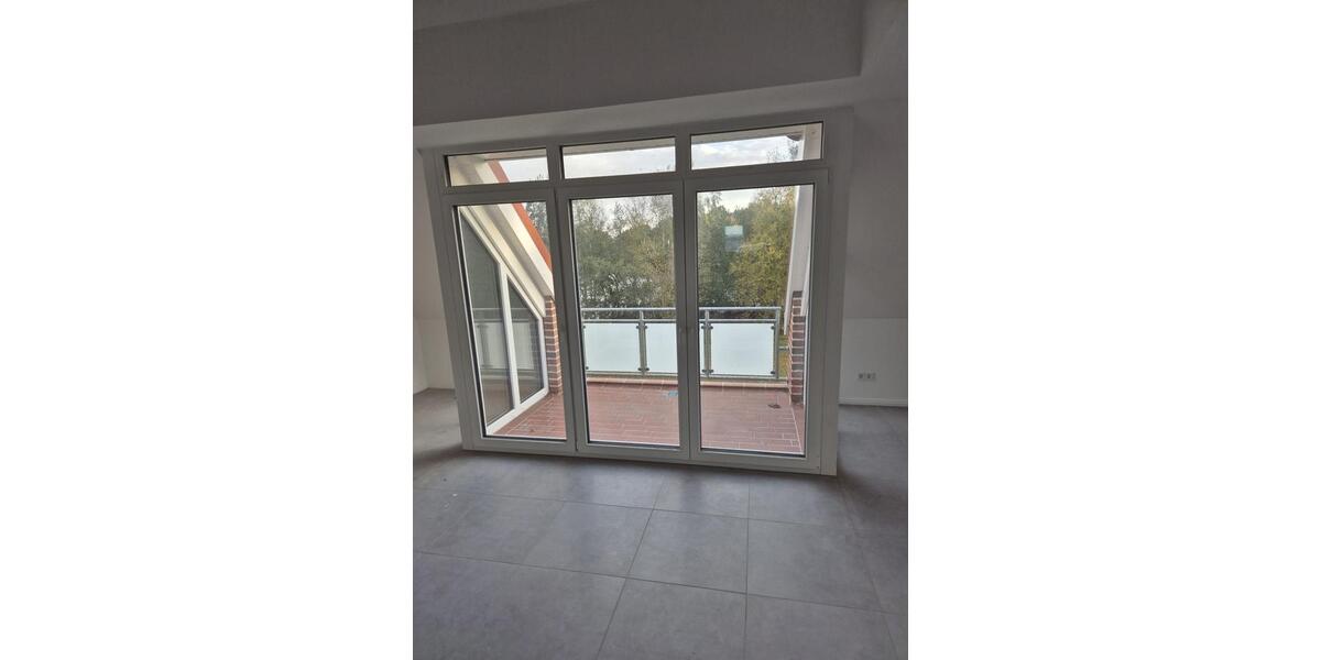 Dachgeschoßwohnung Moormerland - 3 Zimmer, 78 m&sup2;, 875&euro; | Angebot:26528640