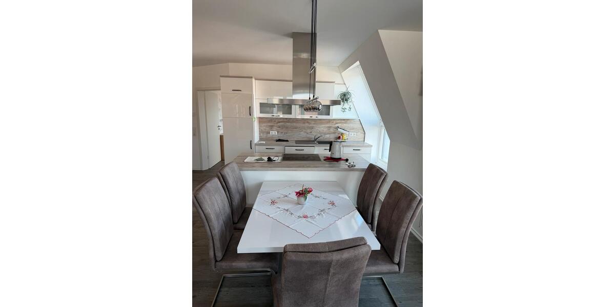 Etagenwohnung Aurich - 2 Zimmer, 74 m&sup2;, 900&euro; | Angebot:26041116