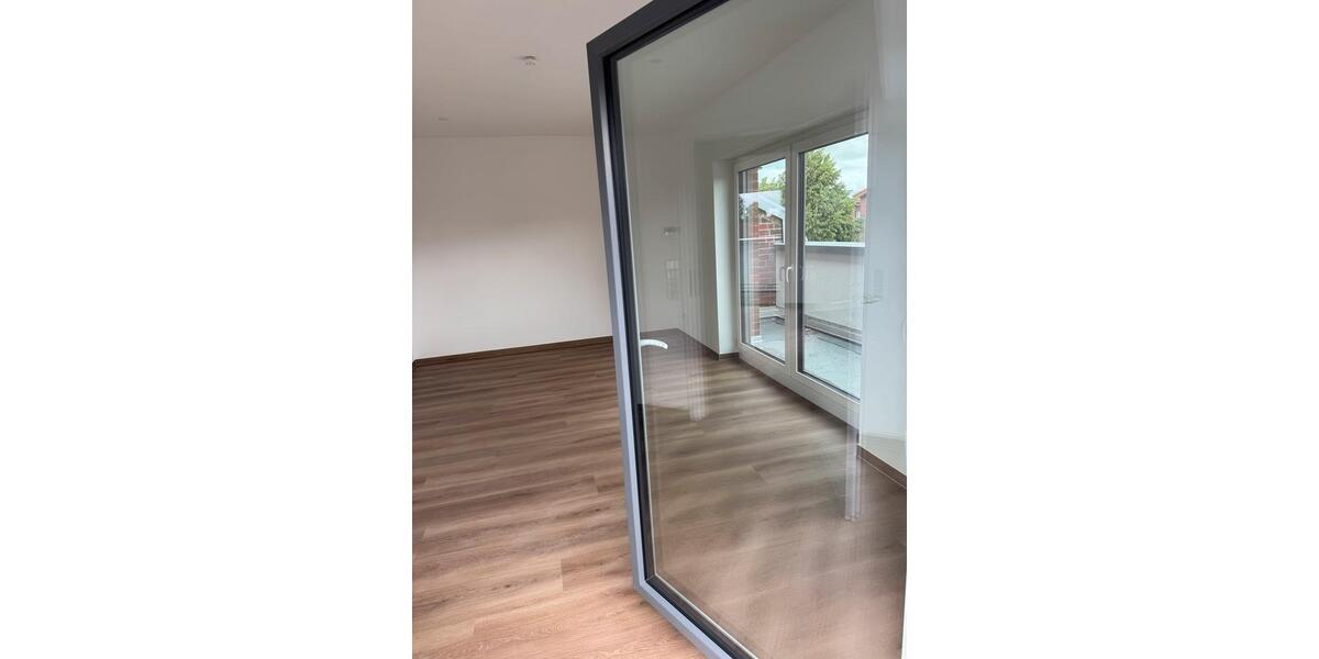 Einfamilienhaus Emden Tholenswehr - 4 Zimmer, 150 m&sup2;, 1.250&euro; | Angebot:27613395