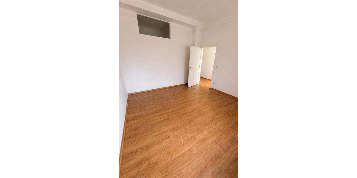 Erdgeschoßwohnung Leer (Ostfriesland) - 3.5 Zimmer, 108 m&sup2;, 710&euro; | Angebot:25940987