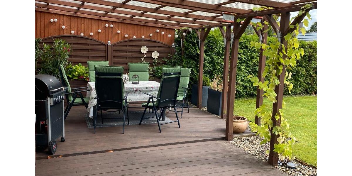 Reihenhaus Emden Tholenswehr - 5 Zimmer, 90 m&sup2;, 100&euro; | Angebot:24401832