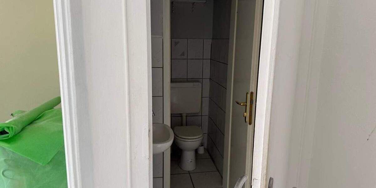 Mehrfamilienhaus, Wohnhaus Moormerland / Oldersum Oldersum - 7 Zimmer, 185 m&sup2;, 197.000&euro; | Angebot:25745398