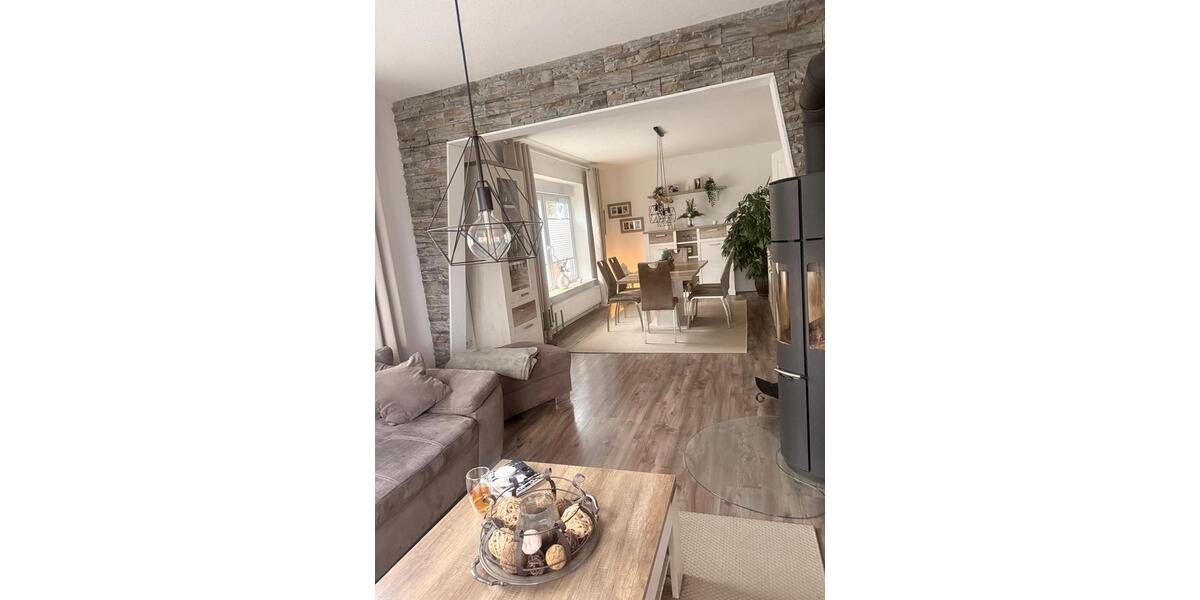 Einfamilienhaus Westoverledingen - 8 Zimmer, 235 m&sup2;, 435.000&euro; | Angebot:26019604