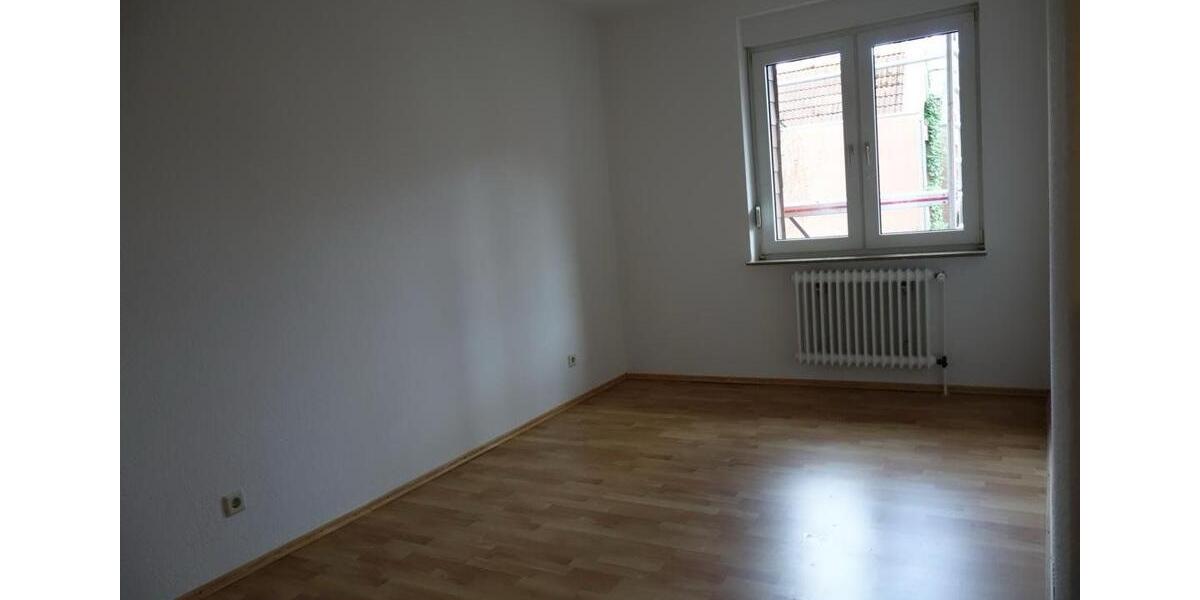 Reihenhaus Aurich - 5 Zimmer, 120 m&sup2;, 1.100&euro; | Angebot:26701873