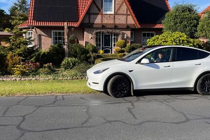 Tesla Model Y 29.000 km 42.700 &euro; Westoverledingen 26810