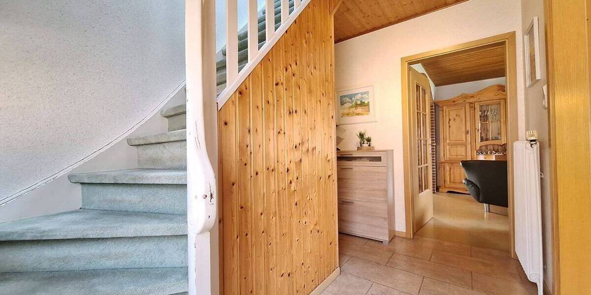 Mehrfamilienhaus, Wohnhaus Weener - 5 Zimmer, 133 m&sup2;, 195.000&euro; | Angebot:26118098