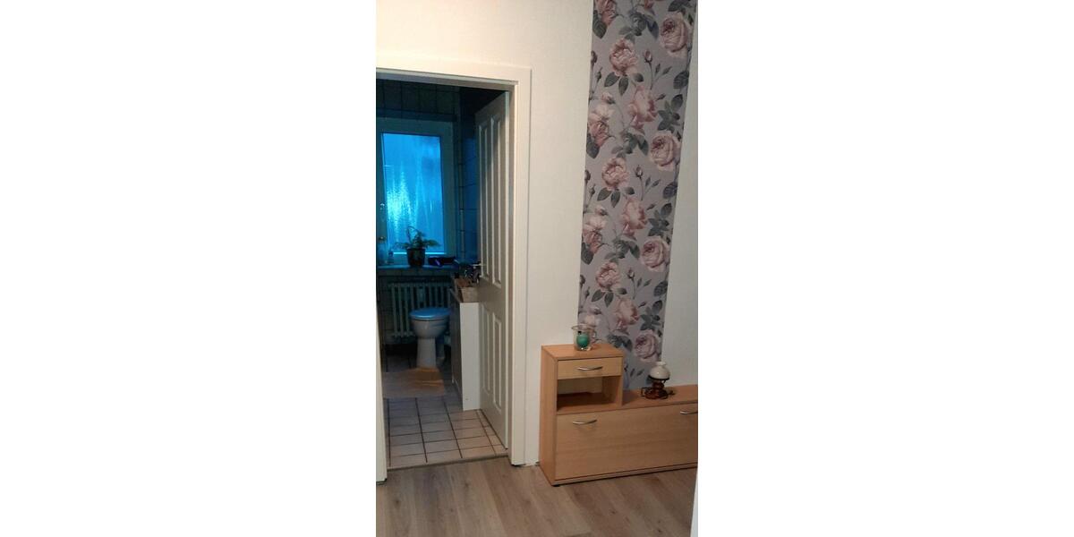 Etagenwohnung Emden - 4 Zimmer, 75 m&sup2;, 650&euro; | Angebot:25853392