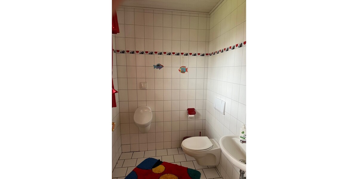 Großzügiges Wohnhaus mit Vollkeller in verkehrsgünstiger Wohnlage von Westerende-Kirchloog - Einfamilienhaus Ihlow | Angebot:26998612
