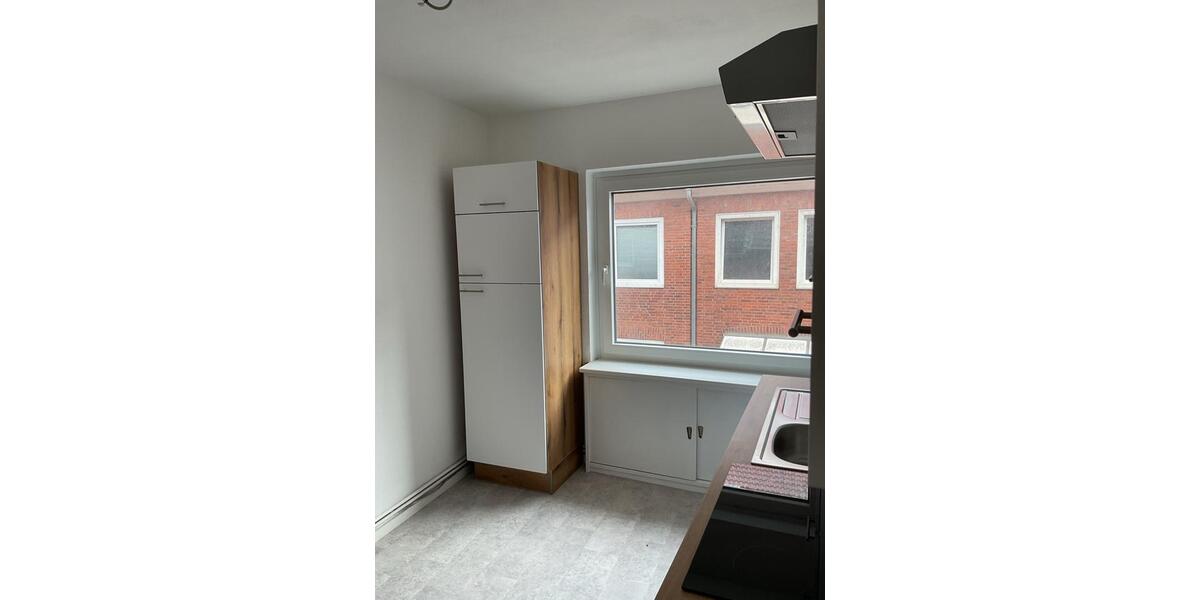 Etagenwohnung Emden - 1 Zimmer, 60 m&sup2;, 570&euro; | Angebot:26663776