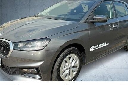 Skoda Fabia 4.638 km 18.390 &euro; Emden 26723