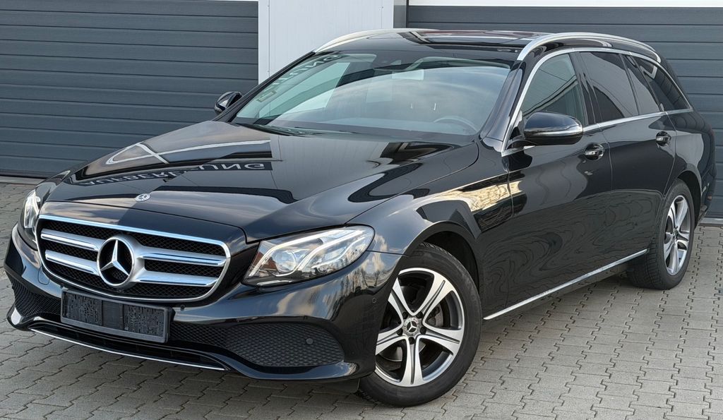 Mercedes-Benz E 200 240.300 km 15.000 &euro; Georgsheil 26624