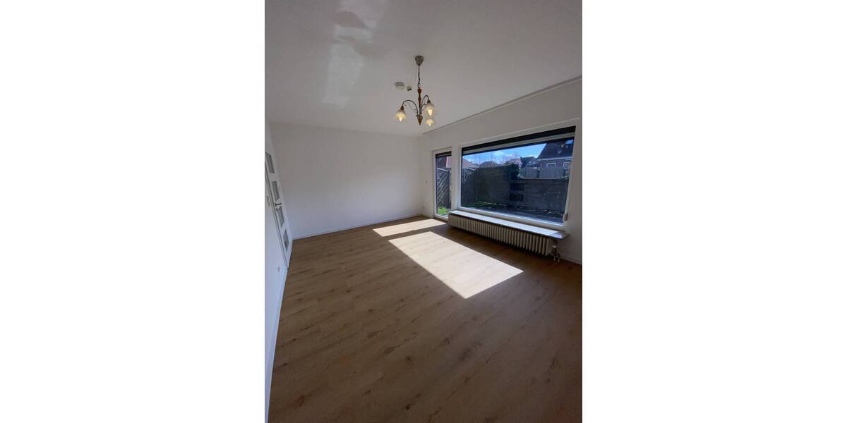 Einfamilienhaus Krummhörn / Pewsum Pewsum - 5 Zimmer, 135 m&sup2;, 990&euro; | Angebot:25938081