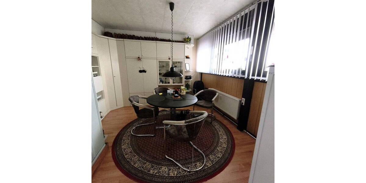 Etagenwohnung Emden Barenburg - 3 Zimmer, 87 m&sup2;, 79.000&euro; | Angebot:26730930
