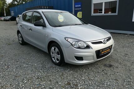 Hyundai i30 95.000 km 5.800 &euro; Leer 26789