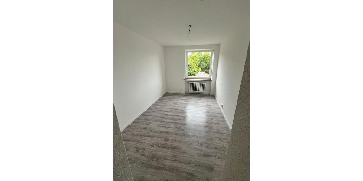 Etagenwohnung Emden - 3 Zimmer, 67 m&sup2;, 599&euro; | Angebot:26674207