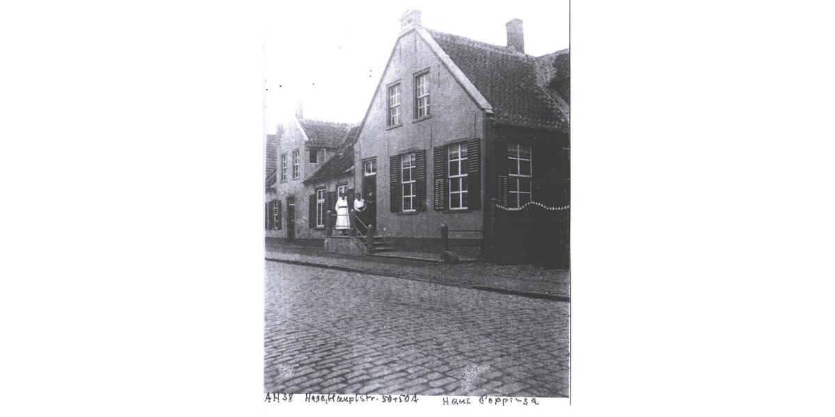 Mehrfamilienhaus, Wohnhaus Hage - 10 Zimmer, 550 m&sup2;, 950&euro; | Angebot:26665680