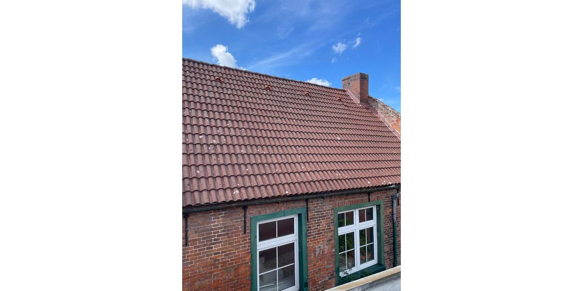 Einfamilienhaus Hage - 10 Zimmer, 250 m&sup2;, 600&euro; | Angebot:26072903