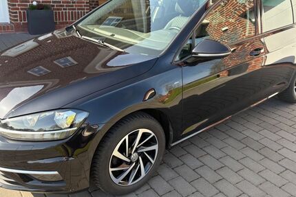VW Golf 98.600 km 12.600 &euro; Ihlow 26632