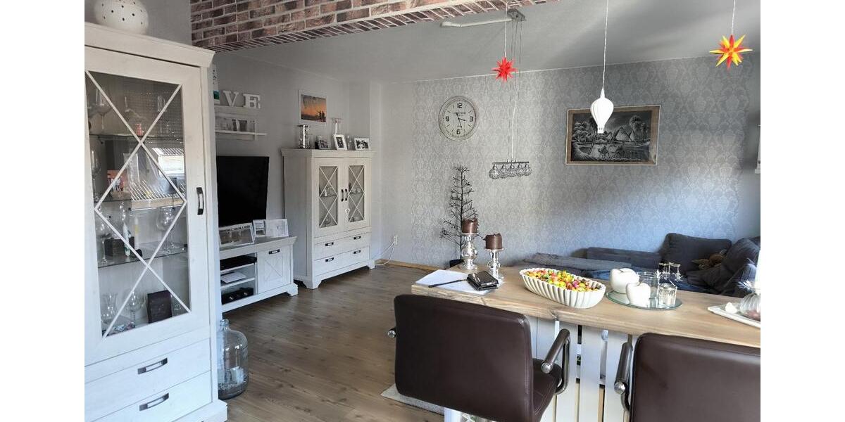 Etagenwohnung Emden Tholenswehr - 3 Zimmer, 108 m&sup2;, 810&euro; | Angebot:25375273