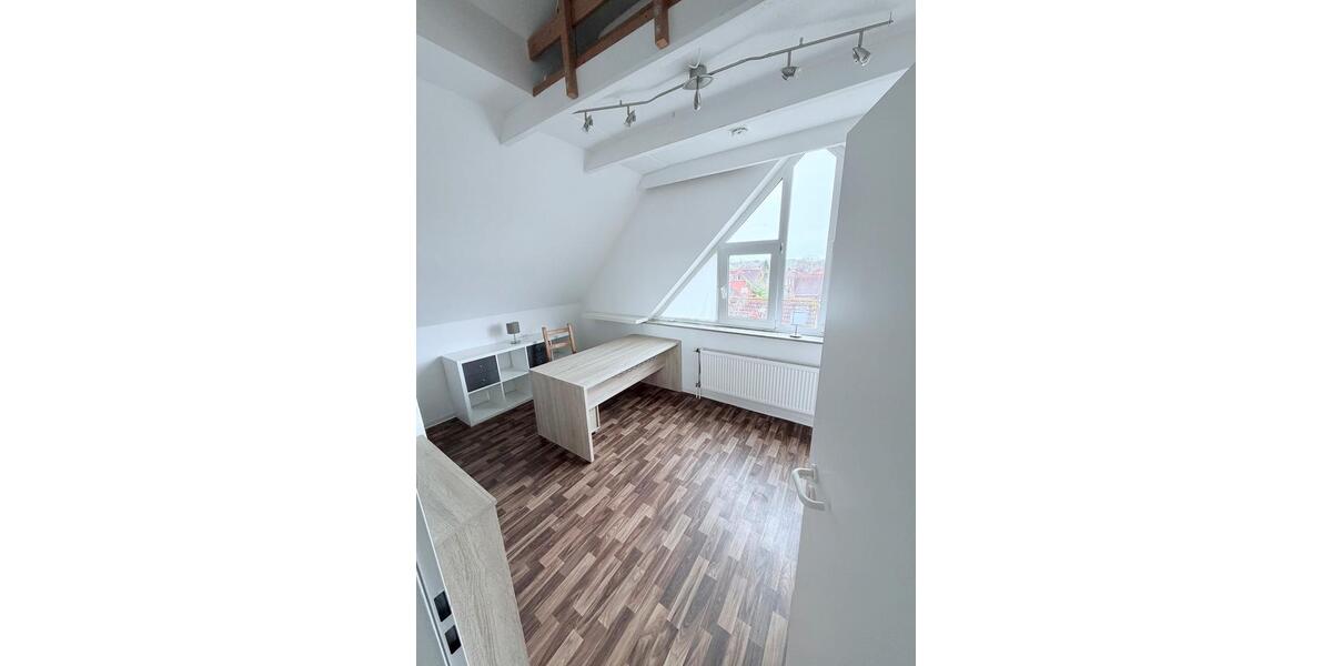Dachgeschoßwohnung Emden Tholenswehr - 1 Zimmer, 30 m&sup2;, 490&euro; | Angebot:26226938