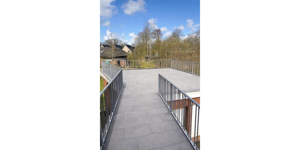 Dachgeschoßwohnung Leer (Ostfriesland) - 3 Zimmer, 80 m&sup2;, 800&euro; | Angebot:25989979