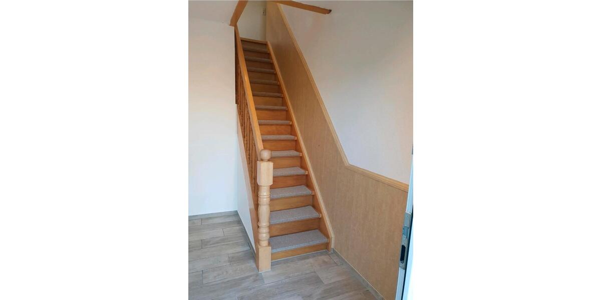 Dachgeschoßwohnung Aurich Georgsfeld und Tannenhausen - 2 Zimmer, 65 m&sup2;, 550&euro; | Angebot:26007357