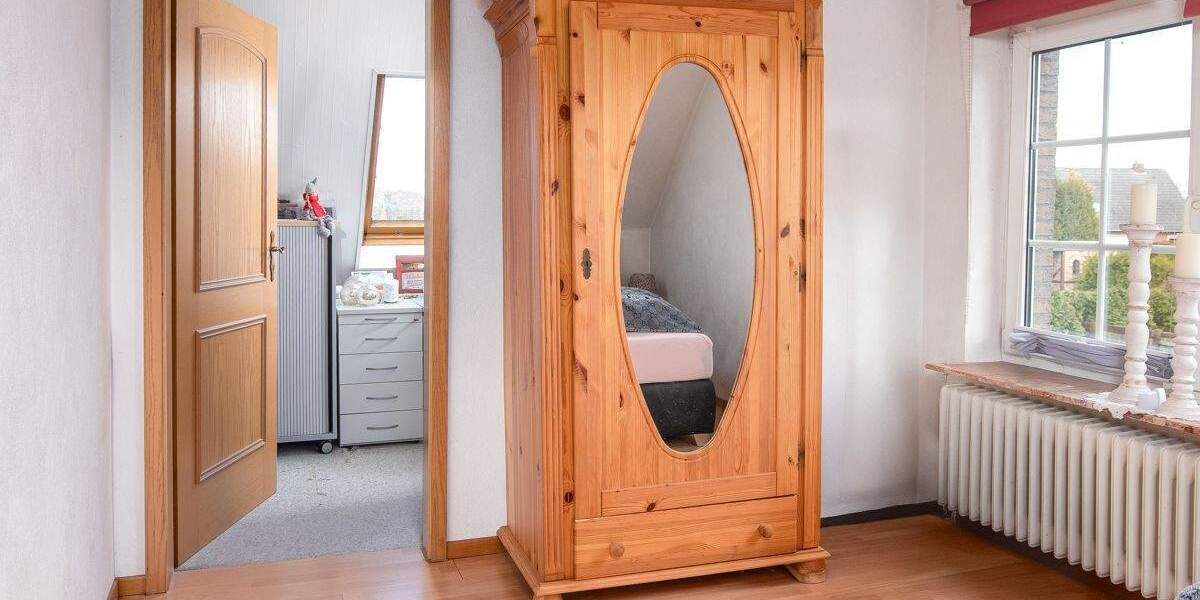 Einfamilienhaus Hinte Suurhusen - 4 Zimmer, 139 m&sup2;, 235.000&euro; | Angebot:25679591