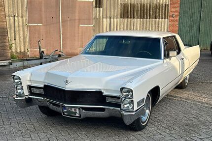 Cadillac Deville 132.700 km 21.000 &euro; Aurich 26605