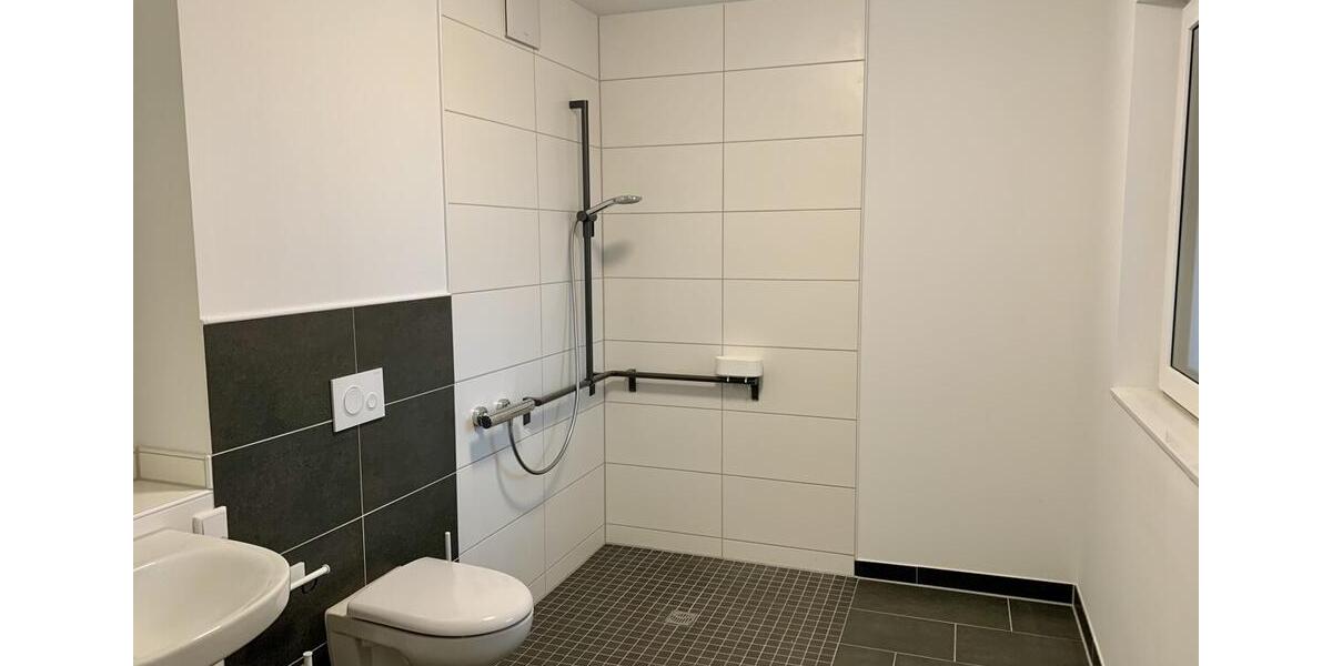 Etagenwohnung Leer (Ostfriesland) - 2 Zimmer, 65 m&sup2;, 1.271&euro; | Angebot:24651845