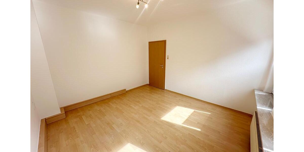 Etagenwohnung Emden Tholenswehr - 3 Zimmer, 68 m&sup2;, 640&euro; | Angebot:25918298