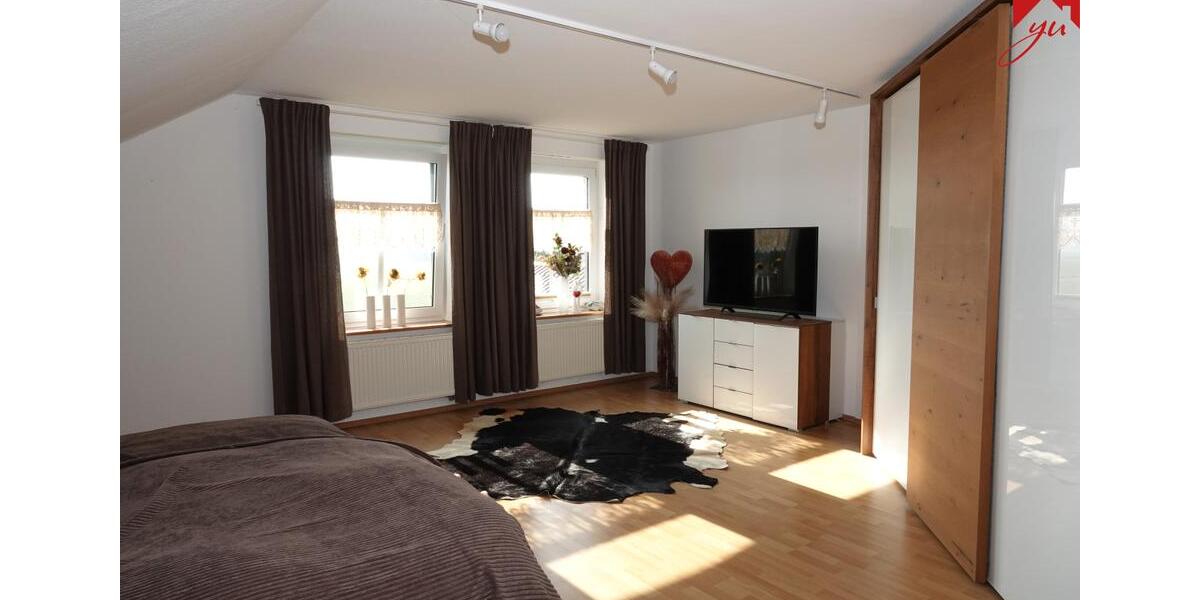 Einfamilienhaus Südbrookmerland - 8 Zimmer, 220 m&sup2;, 1.600&euro; | Angebot:25971905