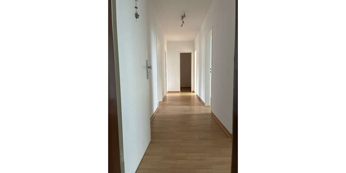 Etagenwohnung Emden - 3 Zimmer, 79 m&sup2;, 450&euro; | Angebot:27740506