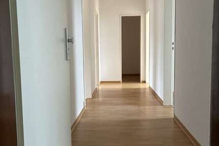 Wohnung Emden - 3 Zimmer, 79 m&sup2;, 450&euro; | Angebot:27740506