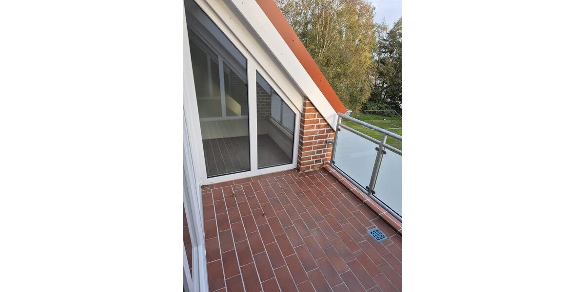 Dachgeschoßwohnung Moormerland - 3 Zimmer, 78 m&sup2;, 875&euro; | Angebot:26528640