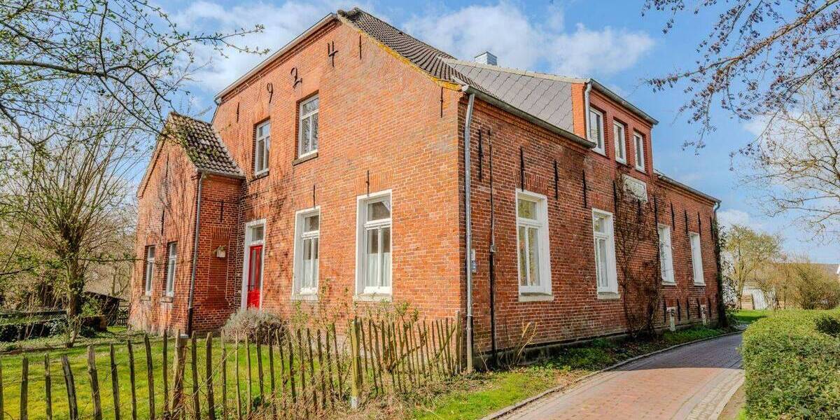 Einfamilienhaus Krummhörn Loquard - 1 Zimmer, 376 m&sup2;, 449.000&euro; | Angebot:25985344