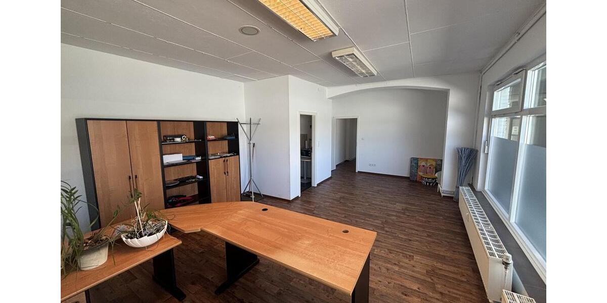 Gewerbeobjekt Emden - 800&euro; | Angebot:25513133