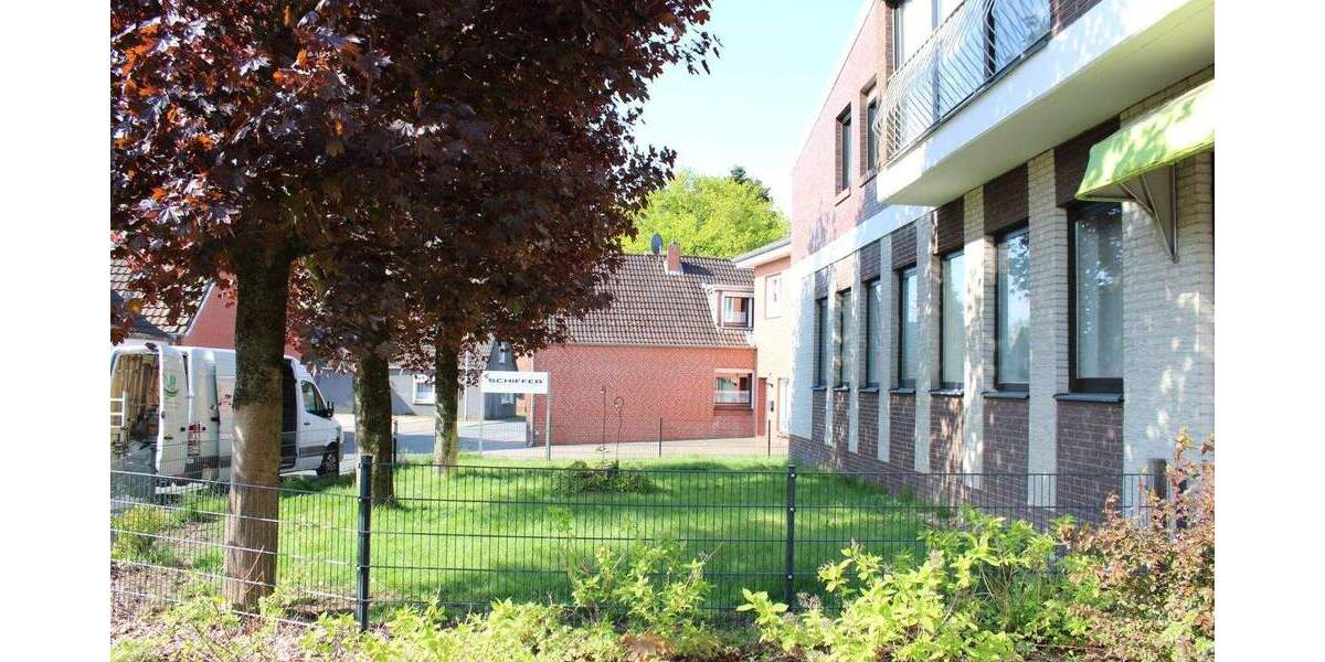Einfamilienhaus Weener - 7 Zimmer, 292 m&sup2;, 298.000&euro; | Angebot:25898847