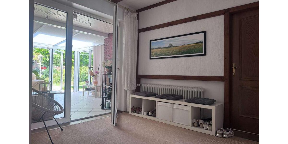 Erdgeschoßwohnung Norden - 3 Zimmer, 130 m&sup2;, 1.150&euro; | Angebot:25256240