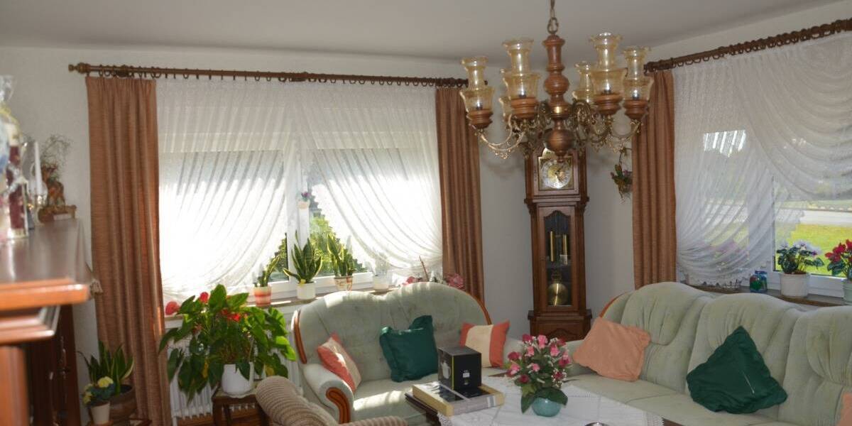 Bauernhaus, Landhaus Großefehn Strackholt - 5 Zimmer, 170 m&sup2;, 199.000&euro; | Angebot:25692869