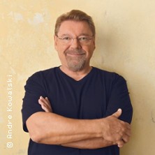 Jürgen von der Lippe: Sextextsextett - Comedy-Lesung 11.05.2027 Stadthalle Aurich