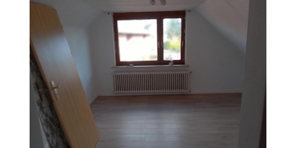 Mehrfamilienhaus, Wohnhaus Leer (Ostfriesland) - 5 Zimmer, 110 m&sup2;, 1.100&euro; | Angebot:26035555