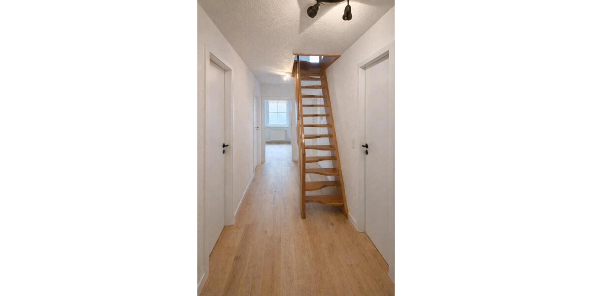 Maisonettenwohnung Leer (Ostfriesland) - 2 Zimmer, 96 m&sup2;, 990&euro; | Angebot:25636355