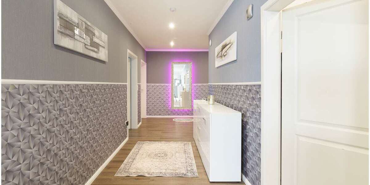 ***Modernes Anwesen - Haus mit Einliegerwohnung auf ca. 4.900 m² Grundstück mit Teich in Flachsmeer*** - Einfamilienhaus Westoverledingen | Angebot:23273632