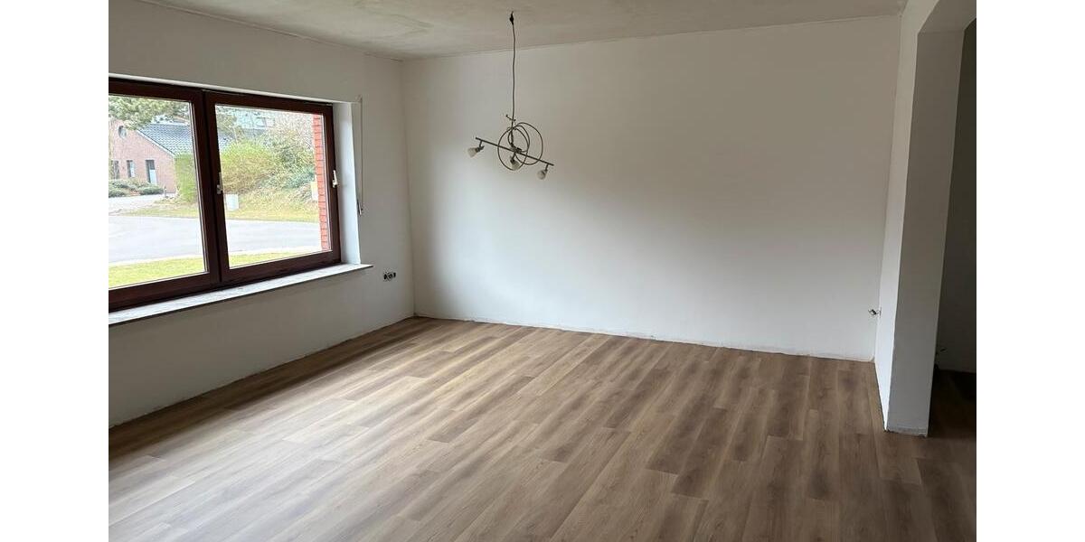 Etagenwohnung Westoverledingen - 4 Zimmer, 135 m&sup2;, 1.040&euro; | Angebot:24976866