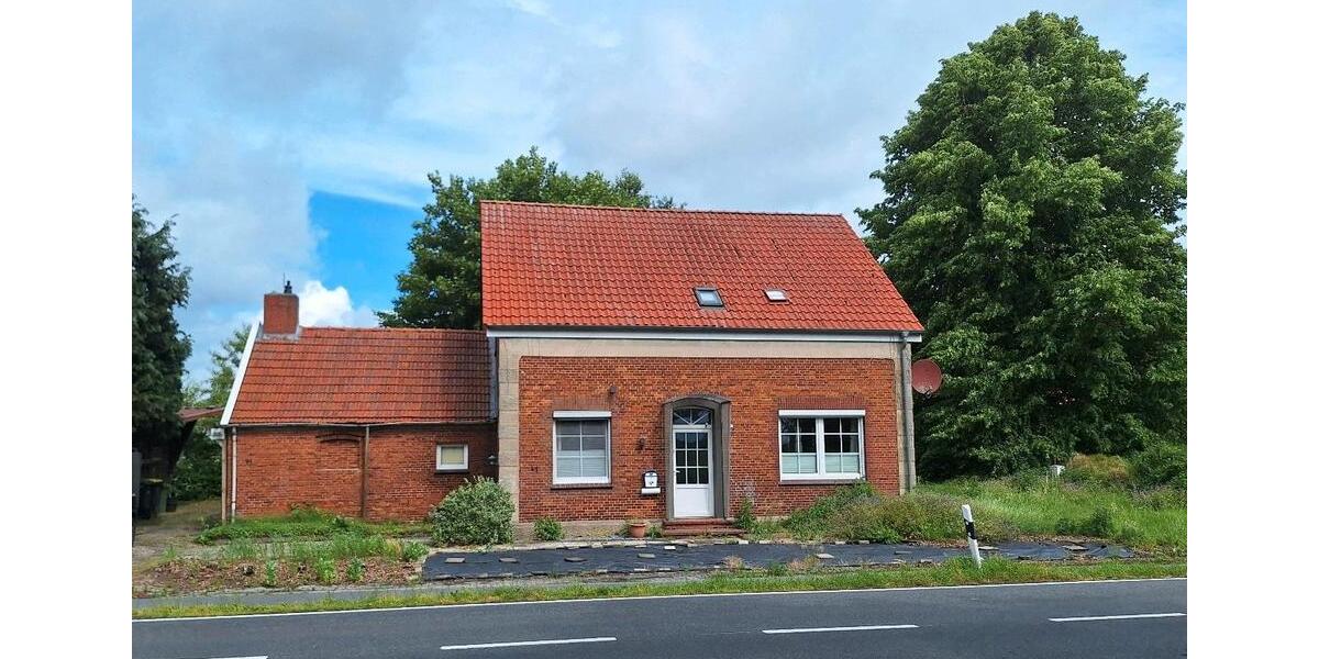 Einfamilienhaus Ihlow - 11 Zimmer, 150 m&sup2;, 135.000&euro; | Angebot:26807106