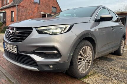 Opel Grandland (X) 124.754 km 9.300 &euro; Emden 26725