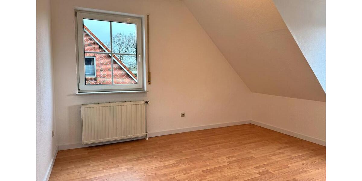 Doppelhaushälfte Großefehn - 4 Zimmer, 110 m&sup2;, 850&euro; | Angebot:25325122