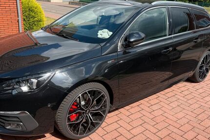 Peugeot 308 118.000 km 14.700 &euro; Moormerland 26802
